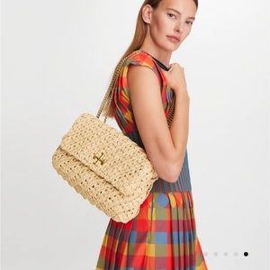 Tory Burch Kira Crochet Raffia Shoulder Bag In Natural